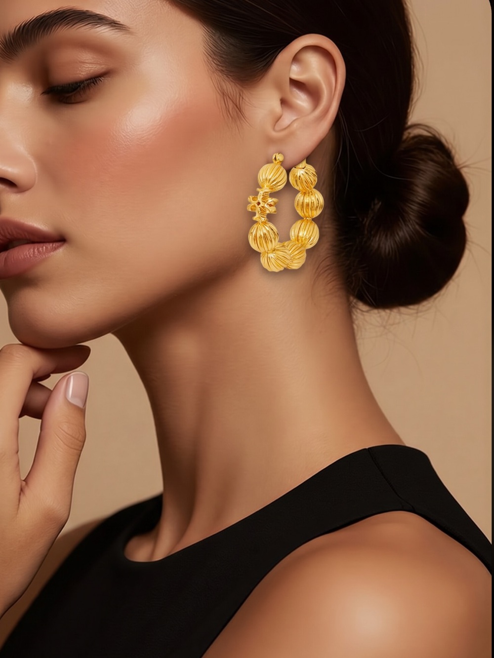❌PRICE DROP ❌ROXANNE GOLD FLUTED BEADS HOOP EARRINGS TORI BURCH.